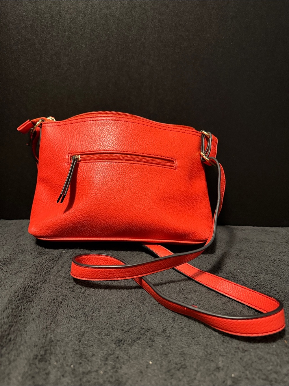 Nicole Miller Cameron small crossbody bag - Picture 4 of 9